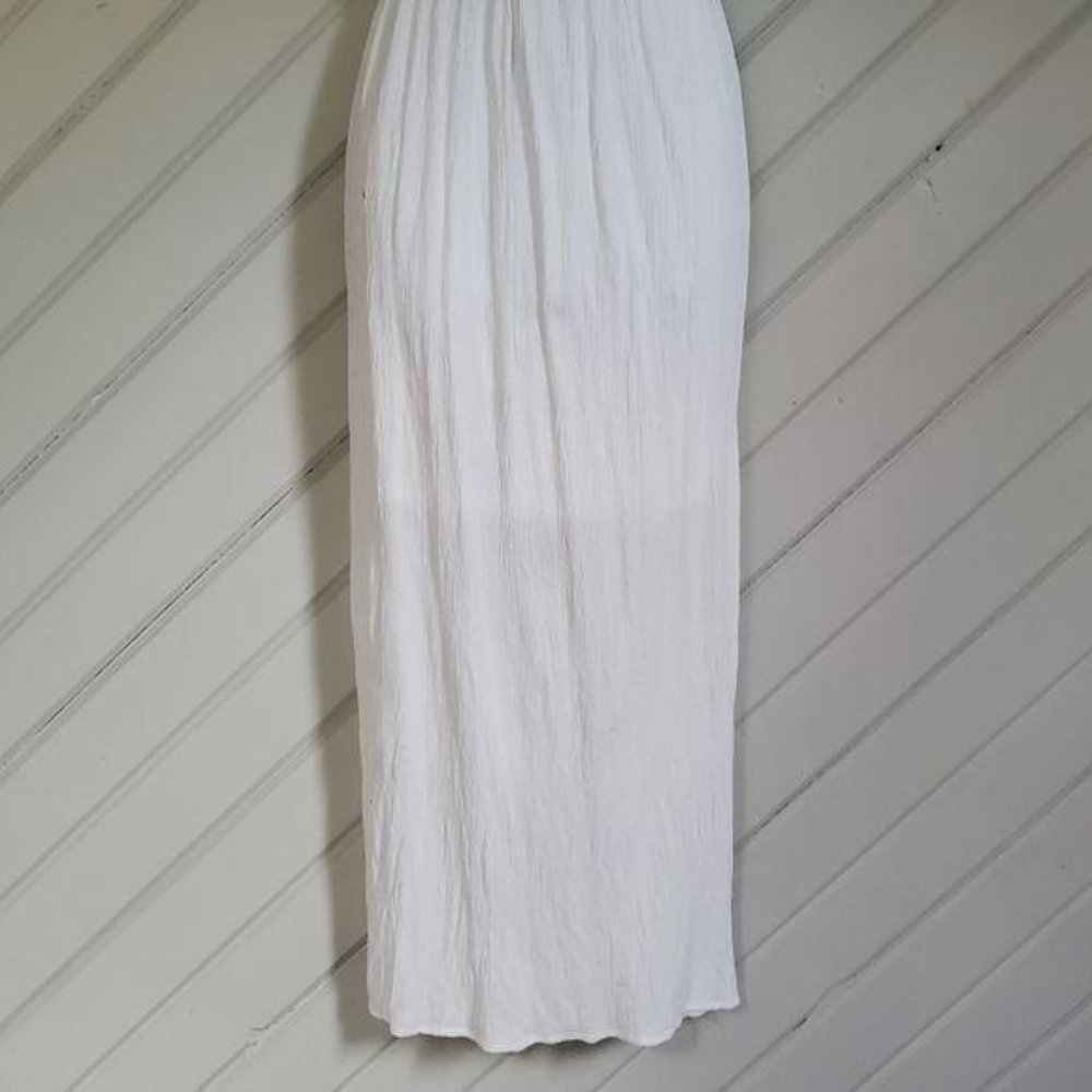 ❗gone❗ALTAR'D STATE Backless Embroidered Maxi Dress - Picture 3 of 11